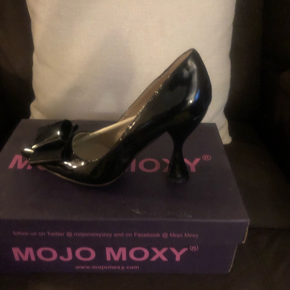 Black patent leather shoes brand new